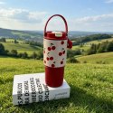 Kubek termiczny z uchwytem i ustnikiem, czerwony w wisienki 750ml BD57